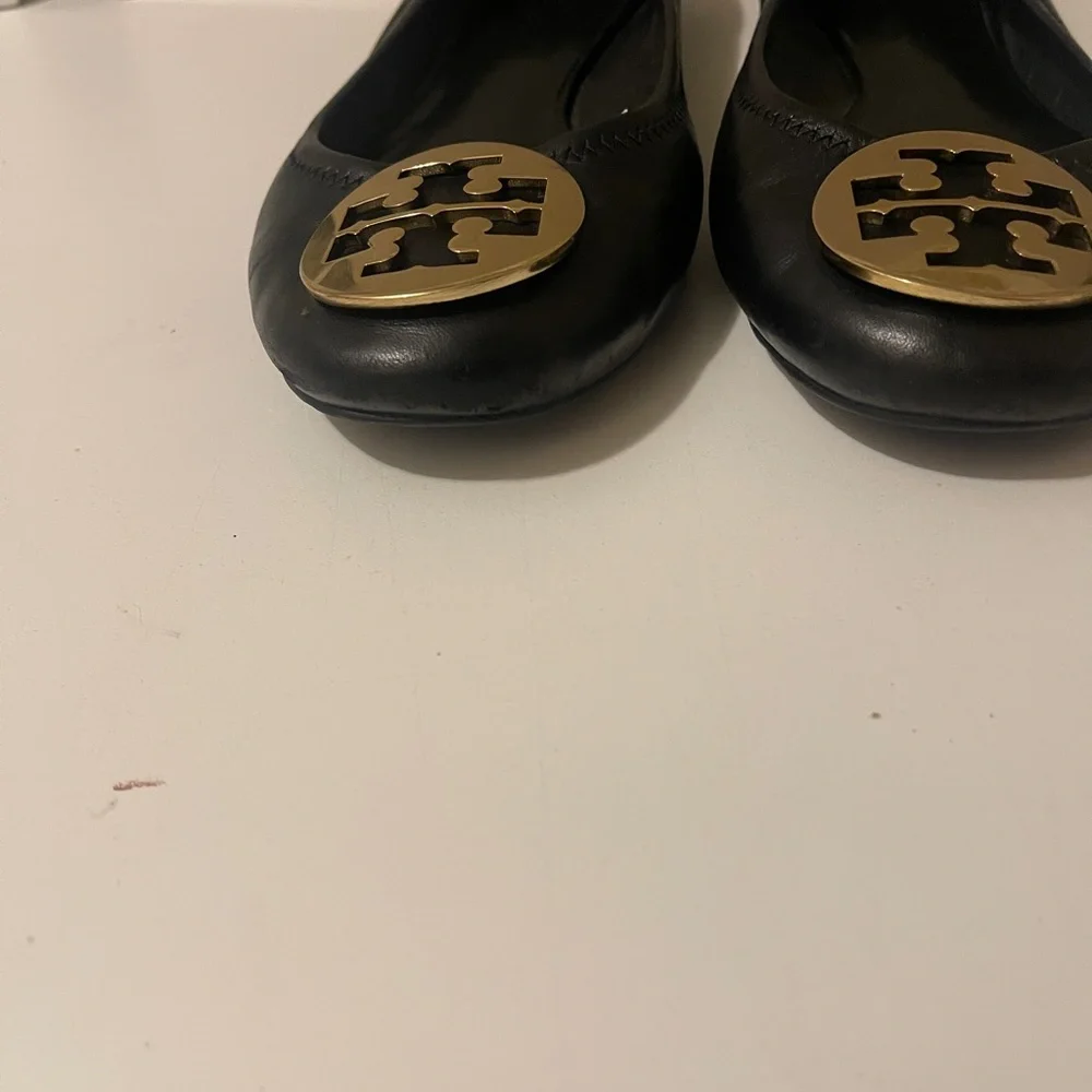Tory Burch Shoes | Tory Burch Reva
Black Ballet Flats Logo Metal - Picture 2 of 14